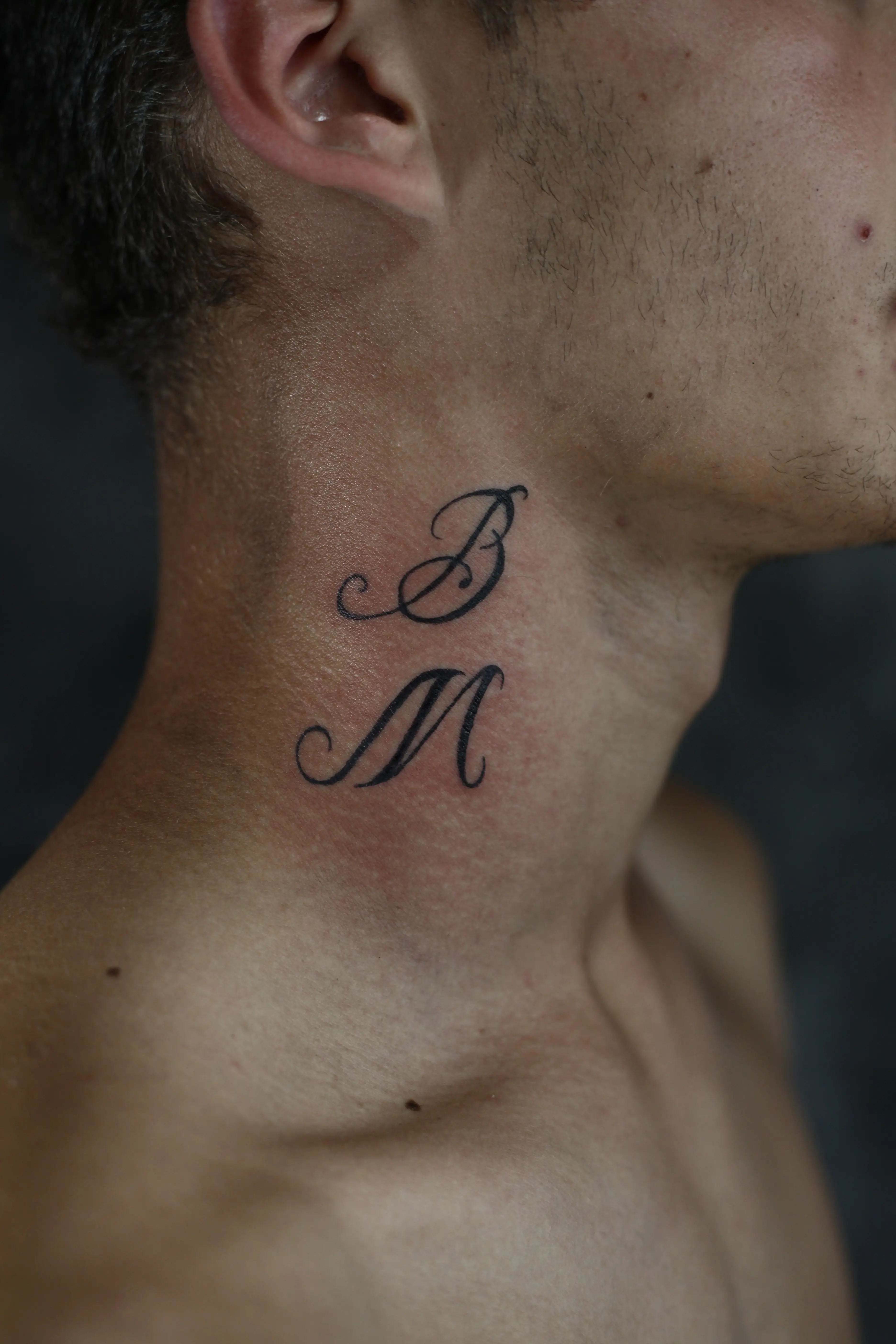 Tetovaža Inicijali BM - Lettering rad Eternal Art studio